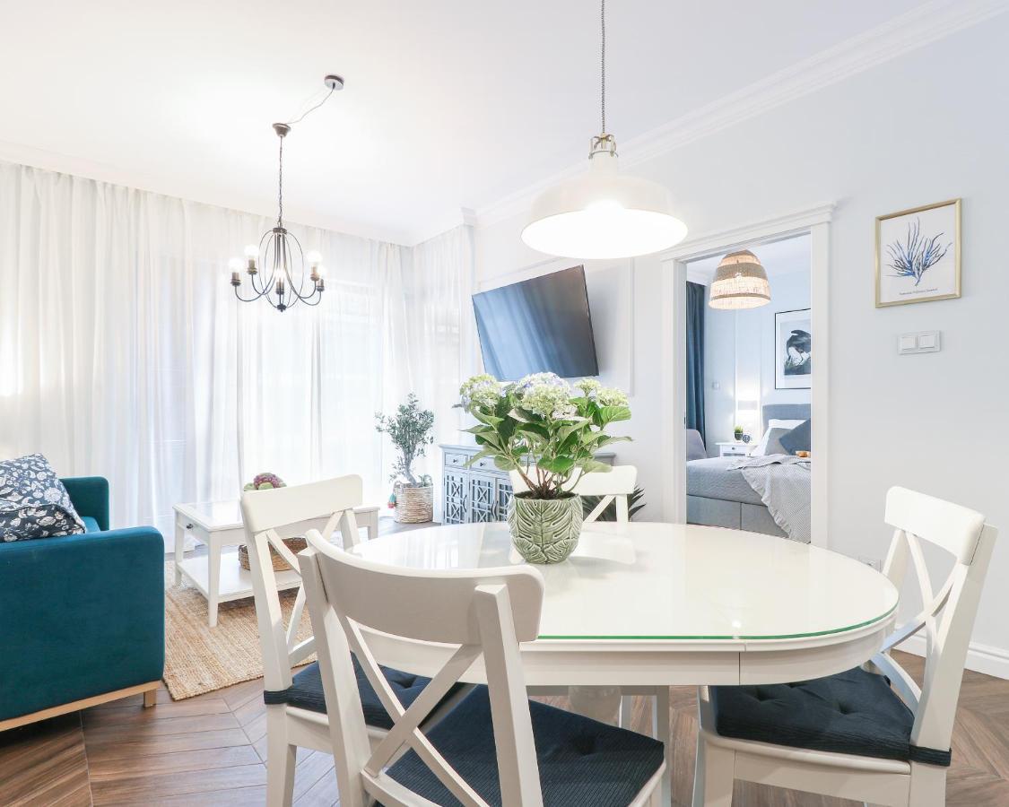 Azure Apartment By Baltic Home シフィノウイシチェ エクステリア 写真